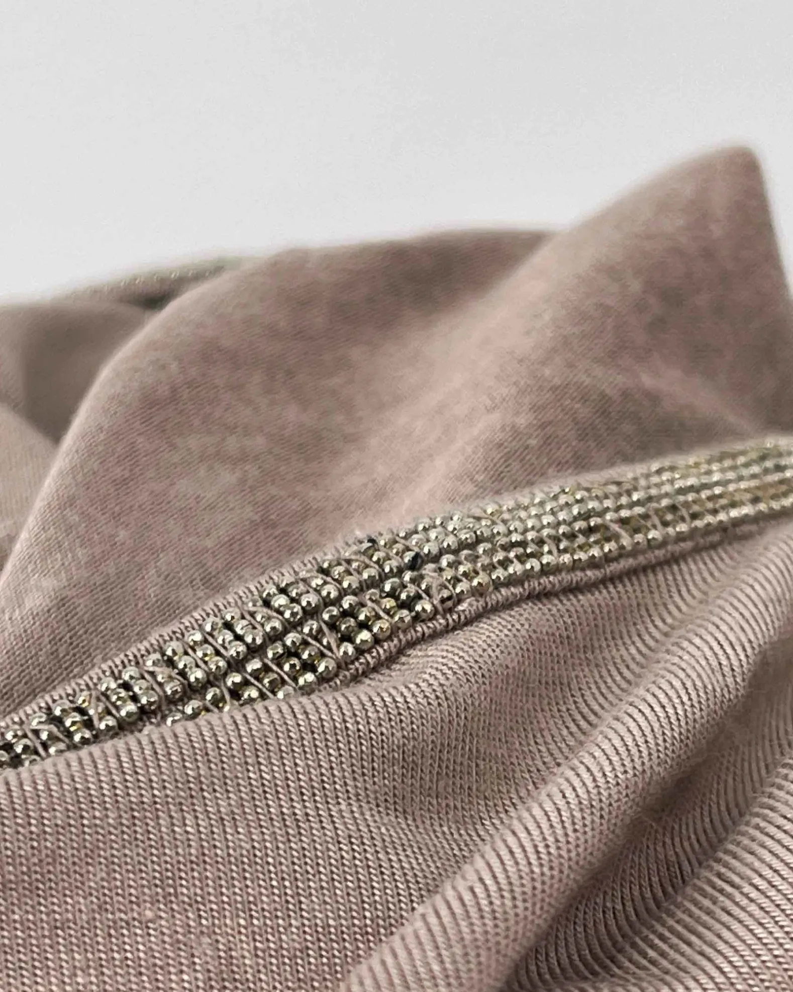 V-Neck Indya T-Shirt